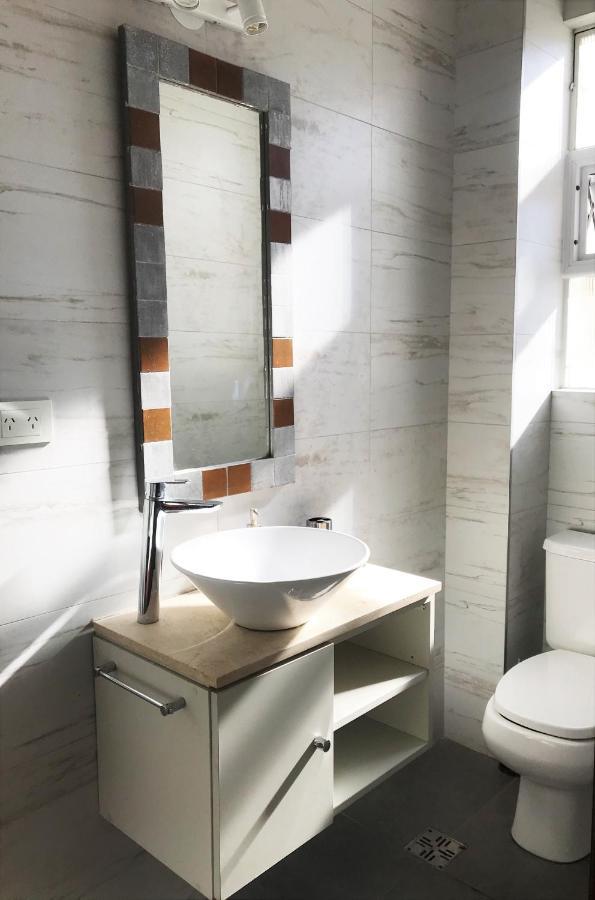 Habitaciones En Suite Balcarce Buenos Aires Eksteriør bilde