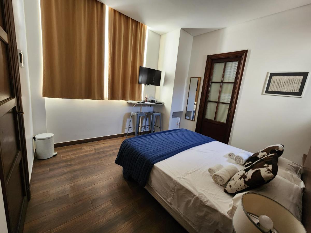 Habitaciones En Suite Balcarce Buenos Aires Eksteriør bilde
